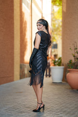A black Roaring 1920s Flapper Dress