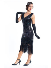 A vintage 1920s black great gatsby dress with sequins and beads